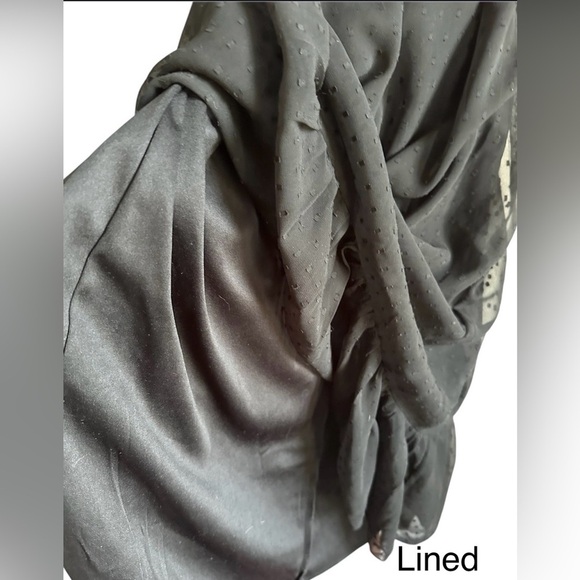 BOOHOO PLUS DOBBY MESH ANGEL SLEEVE MIDI DRESS size 16 Black - Picture 5 of 9